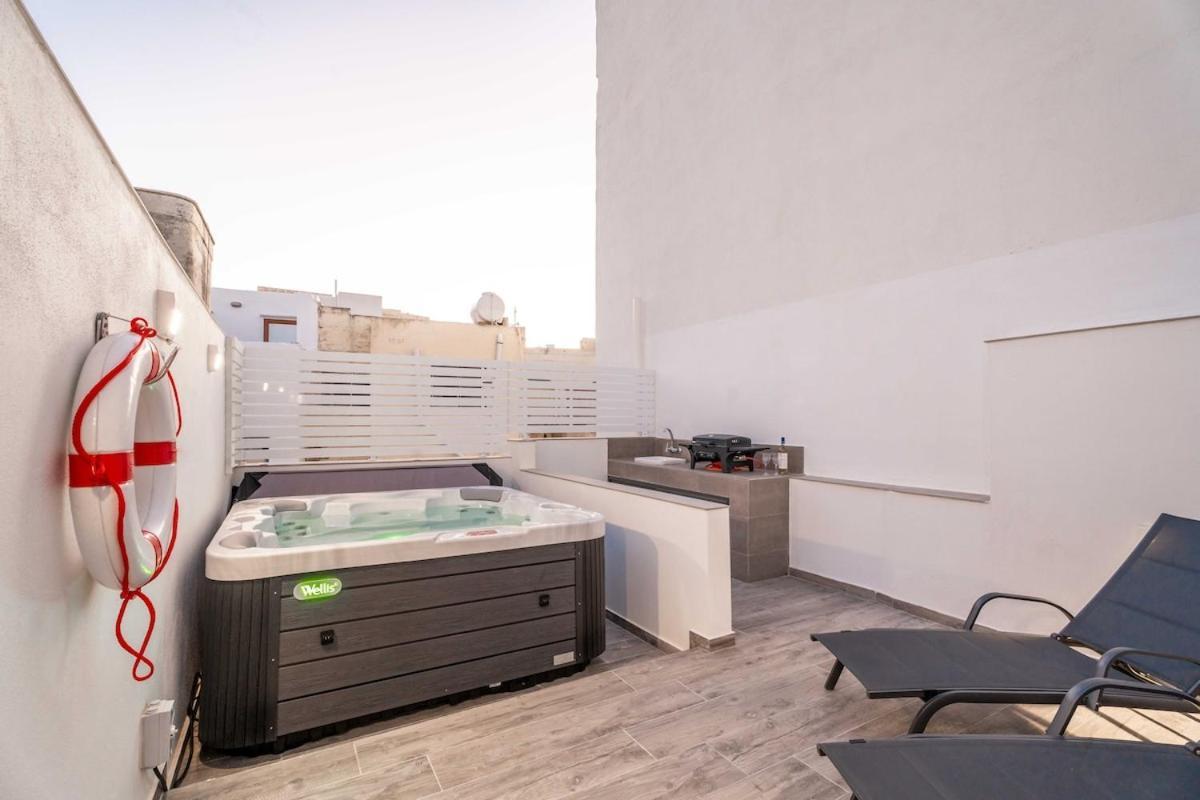Holiday home Townhouse With Jacuzzi And Bbq, Near Balluta Bay *