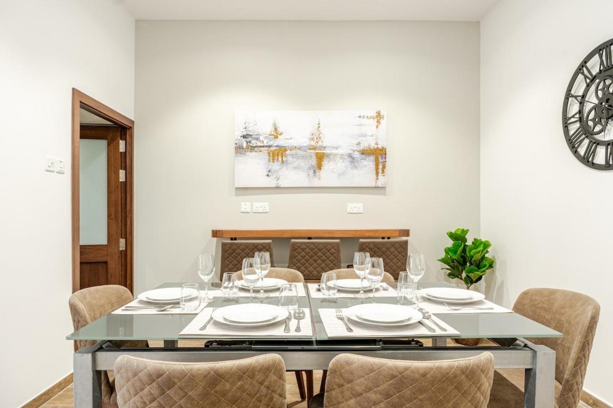 Townhouse With Jacuzzi And Bbq, Near Balluta Bay Sliema