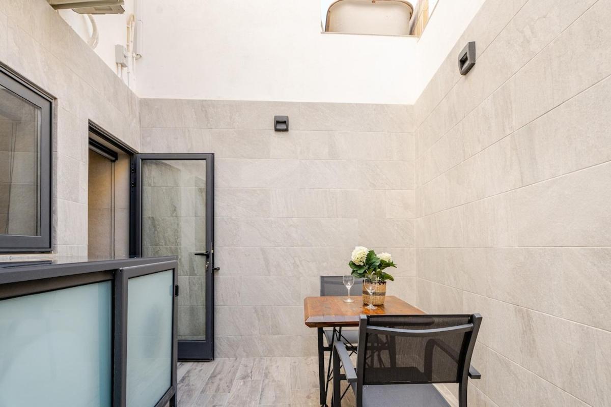 Holiday home Townhouse With Jacuzzi And Bbq, Near Balluta Bay Sliema