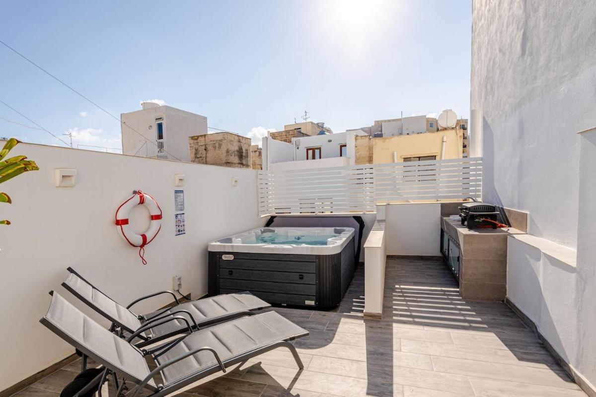 Holiday home Townhouse With Jacuzzi And Bbq, Near Balluta Bay