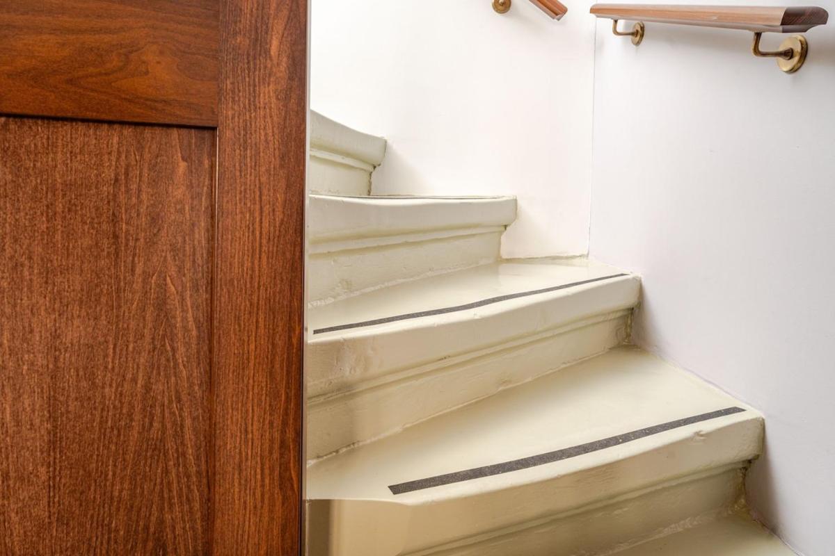 Townhouse With Jacuzzi And Bbq, Near Balluta Bay * Sliema