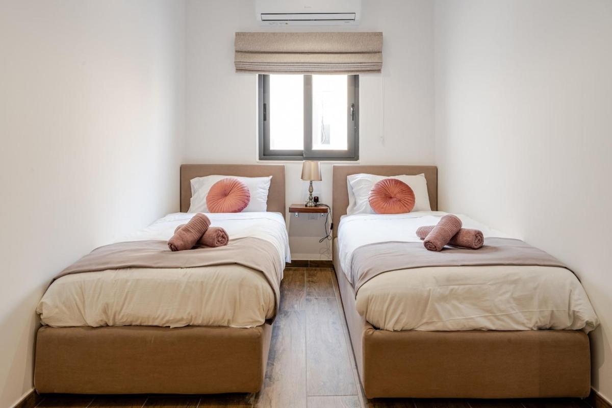 Holiday home Townhouse With Jacuzzi And Bbq, Near Balluta Bay
